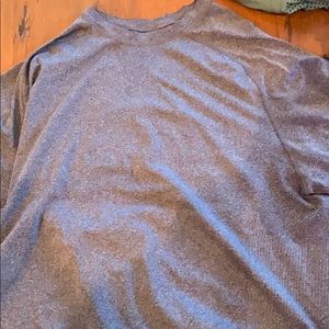 Lululemon athletica large workout shirt